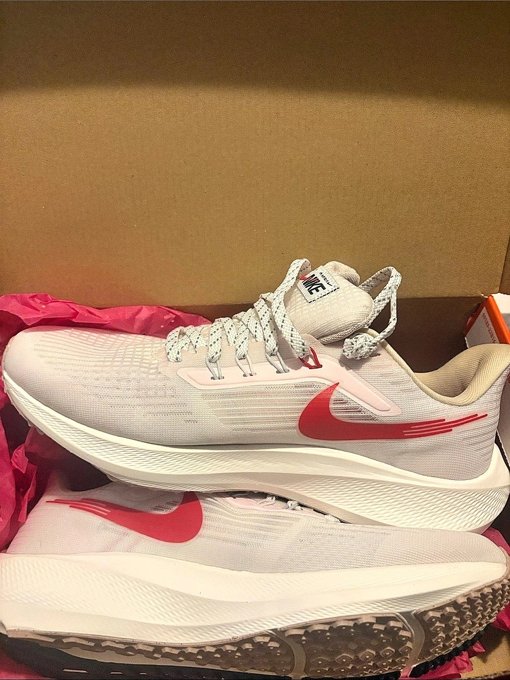 Nike Air Zoom Pegasus 39 Running Shoes in White & Pink Women's US 9.5 NWT